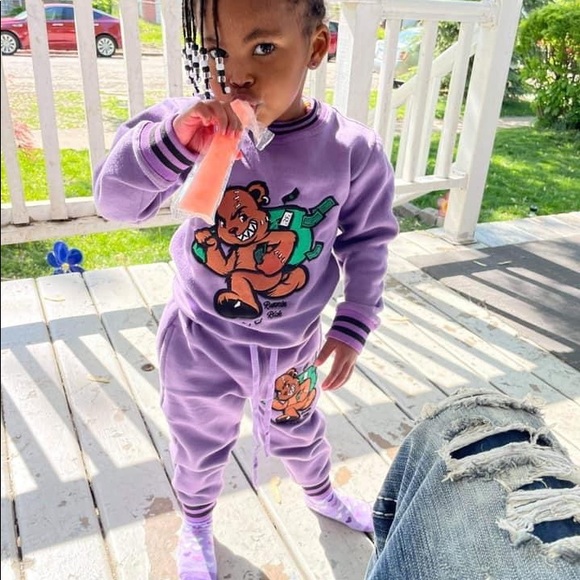 Runnin Rich - Picture 8 of 12